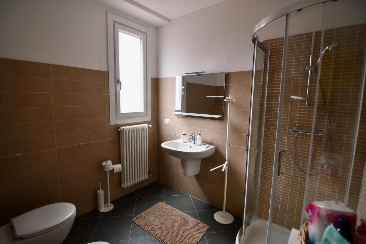 Patty & Bleto House Appartement Bellano Buitenkant foto